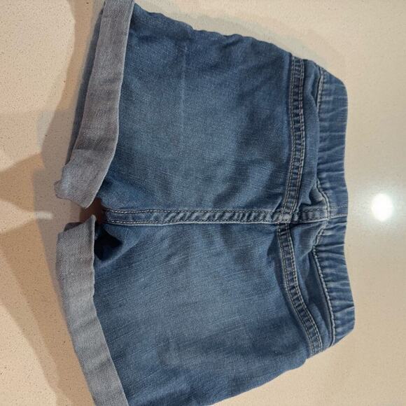 Epic Threads & H&M Jean Shorts (2) 2T - Picture 6 of 6